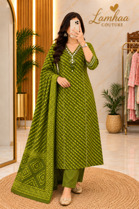 💚 HARIT RAAS – Green Bandhani Suit Set 💚