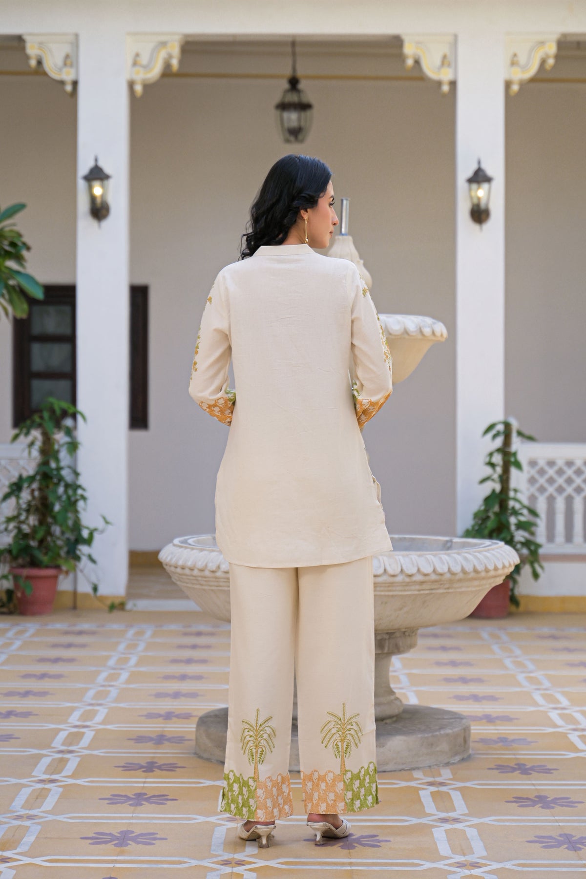 🌿 DHARA — Effortless Elegance, Every Day 🌿