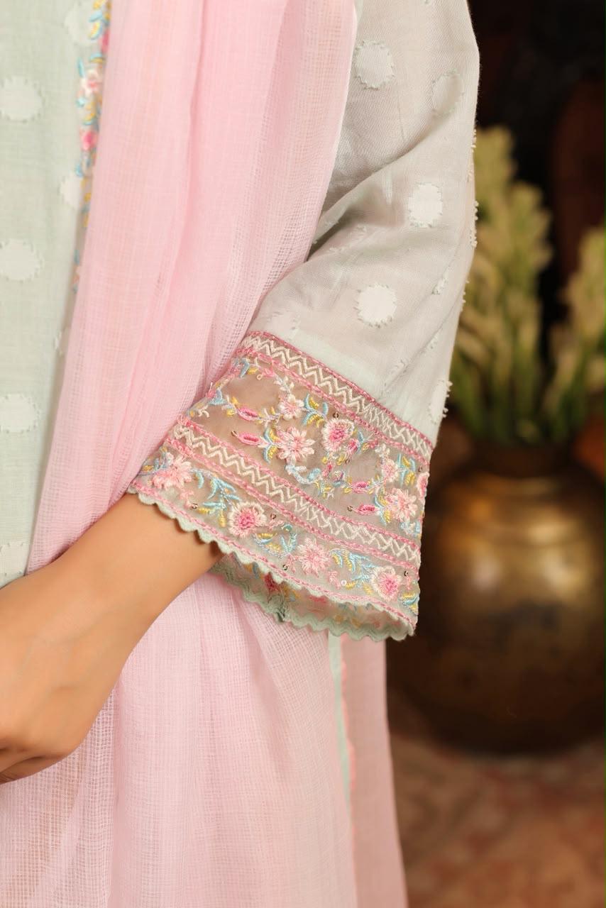 🌷 HARINI — A Whisper of Timeless Luxury 🌷